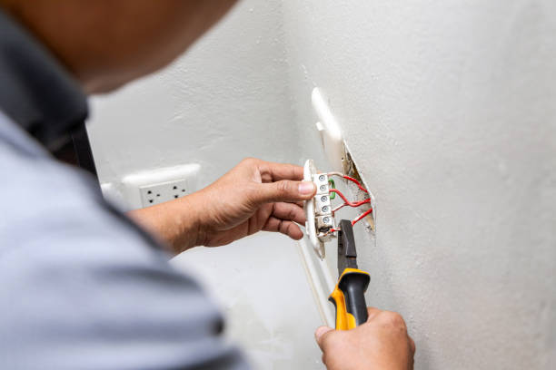 Best Industrial Electrical Services  in Columbiana, OH